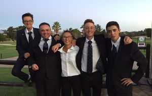 NOS JEUNES DISPUTENT LE CURRO EN AFRIQUE DU SUD